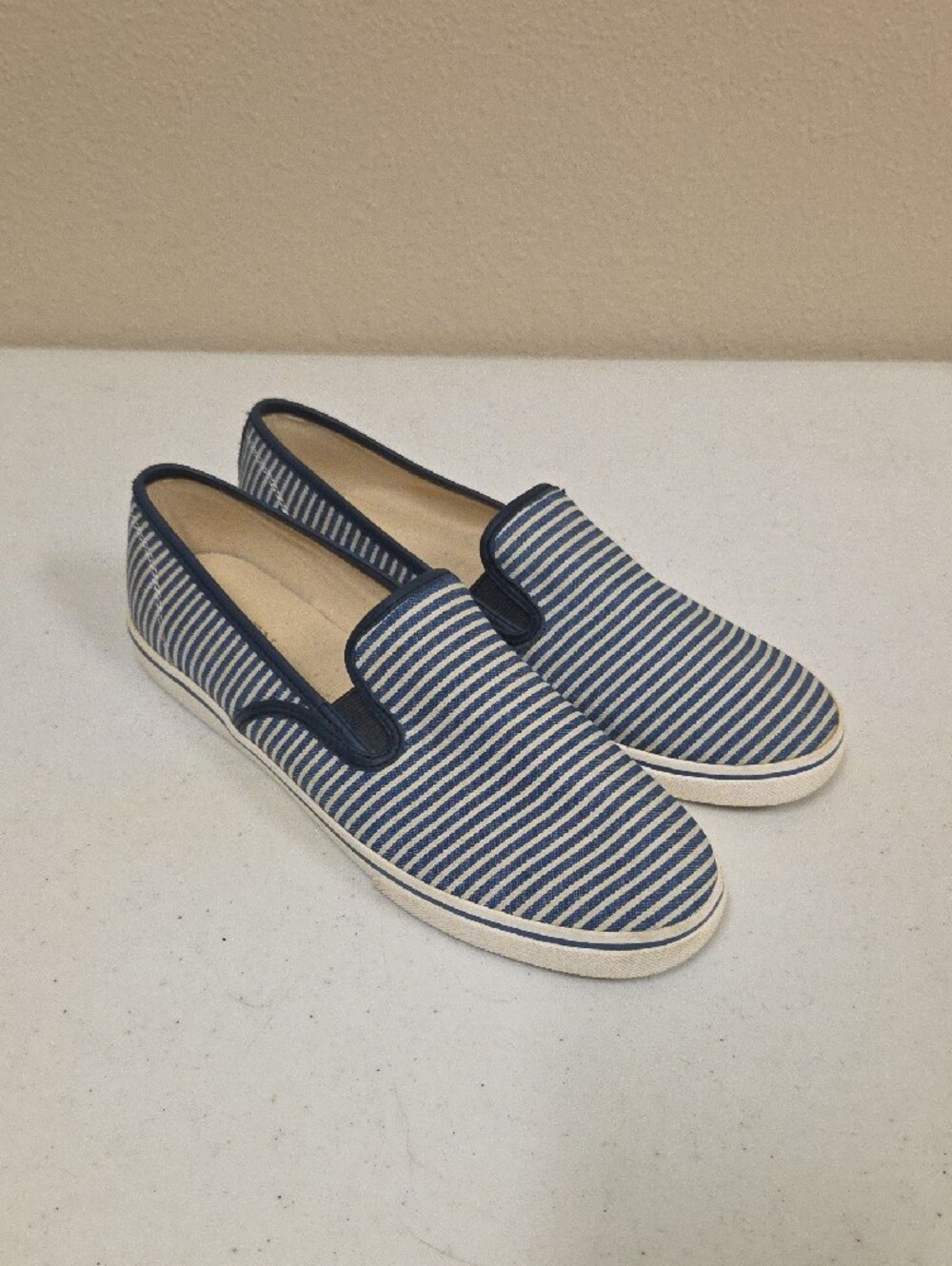 Lauren Ralph Lauren Navy and White Striped Slip-On Sneakers Size 9